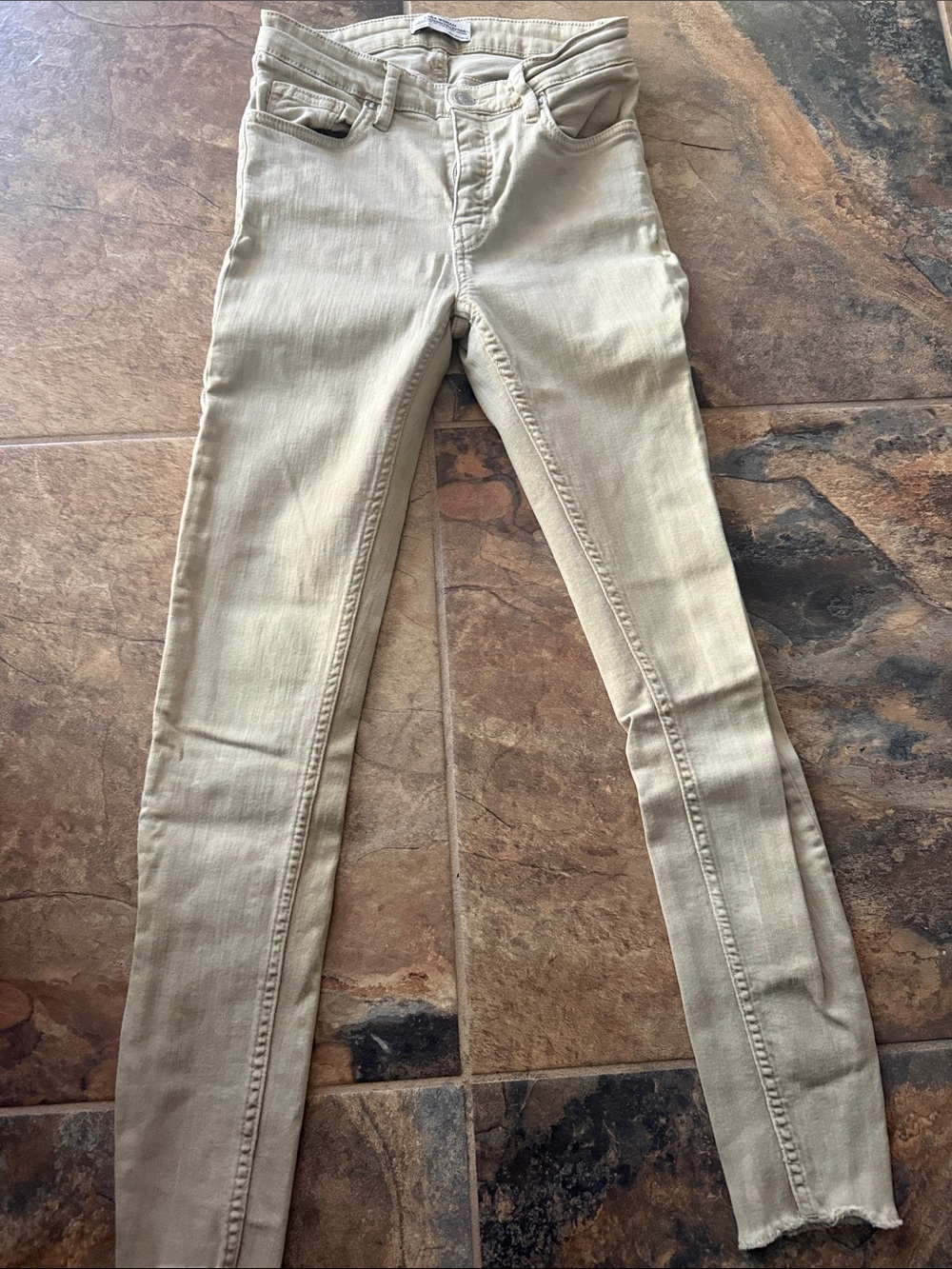 Zara Skinny Jeans in Light Khaki